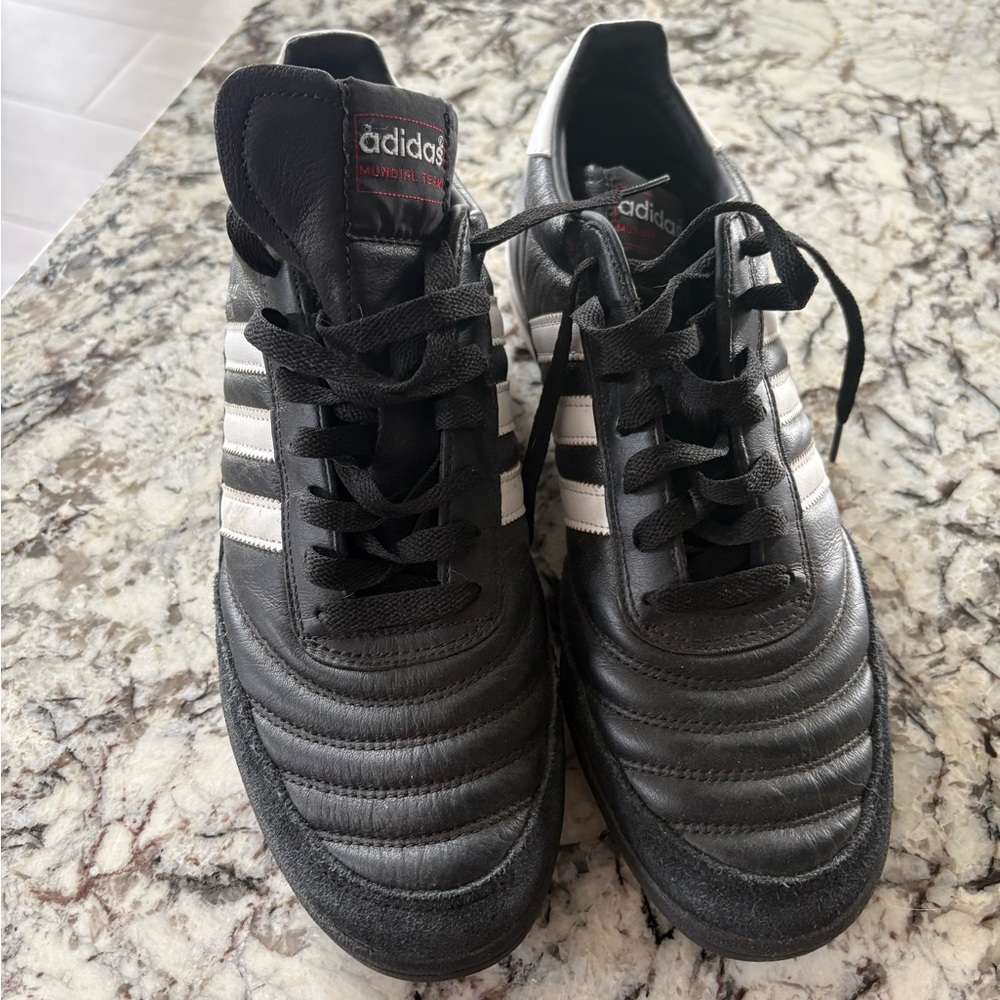 Men's Adidas Cleats - Size 9.5